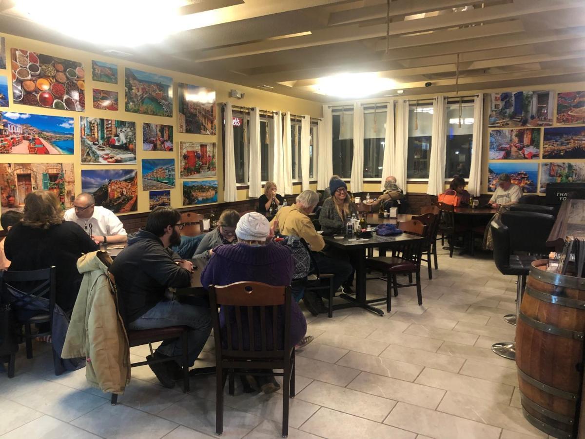 Wolf Inn Hotel Sandusky Εξωτερικό φωτογραφία