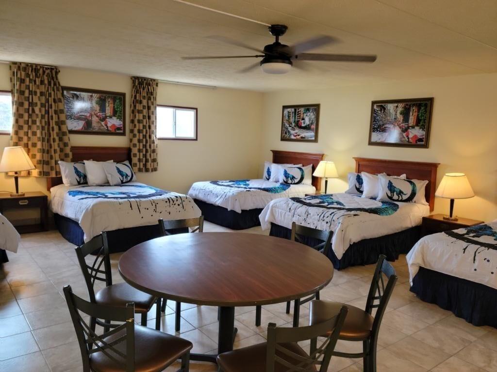 Wolf Inn Hotel Sandusky Εξωτερικό φωτογραφία